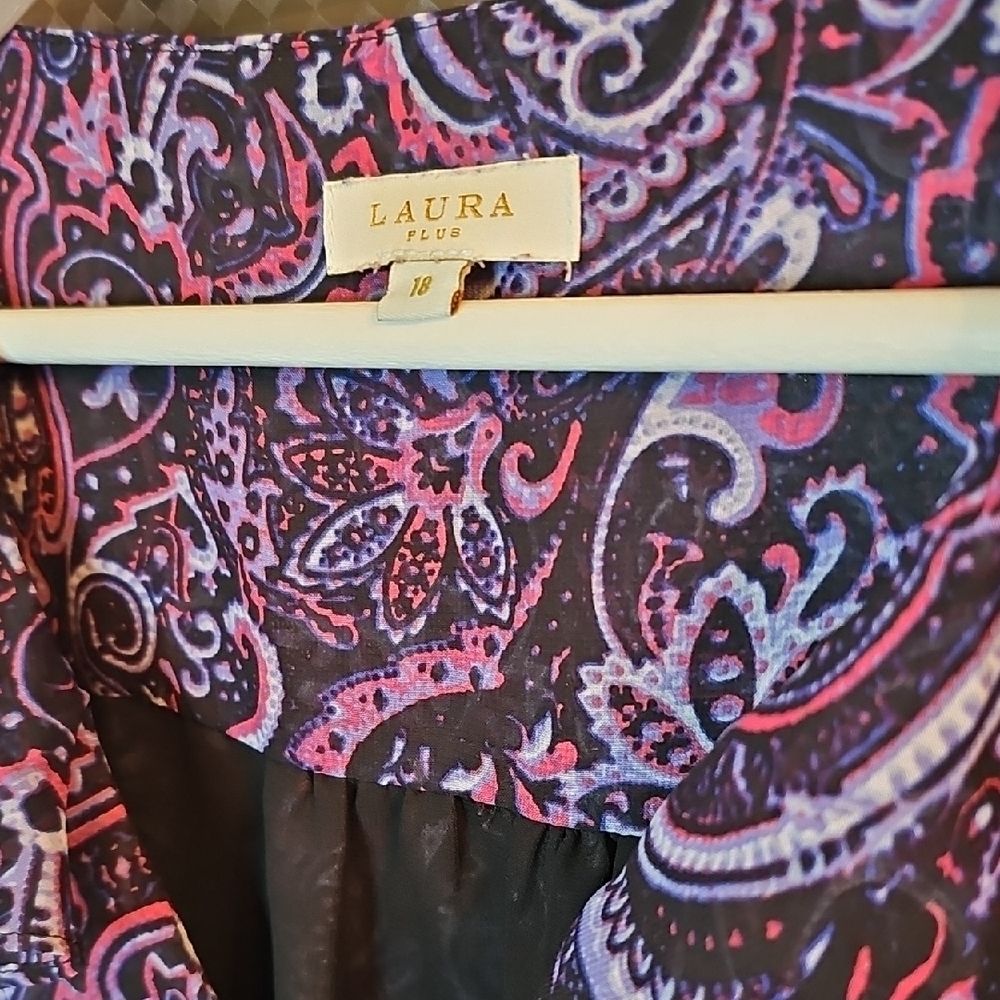 Laura Blouse in Purple and Pink Size 18 - Picture 2 of 5